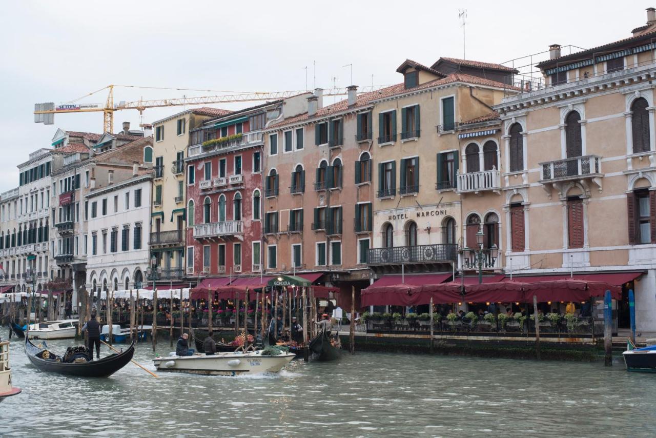 Magic Rialto Hotel Venice Exterior photo